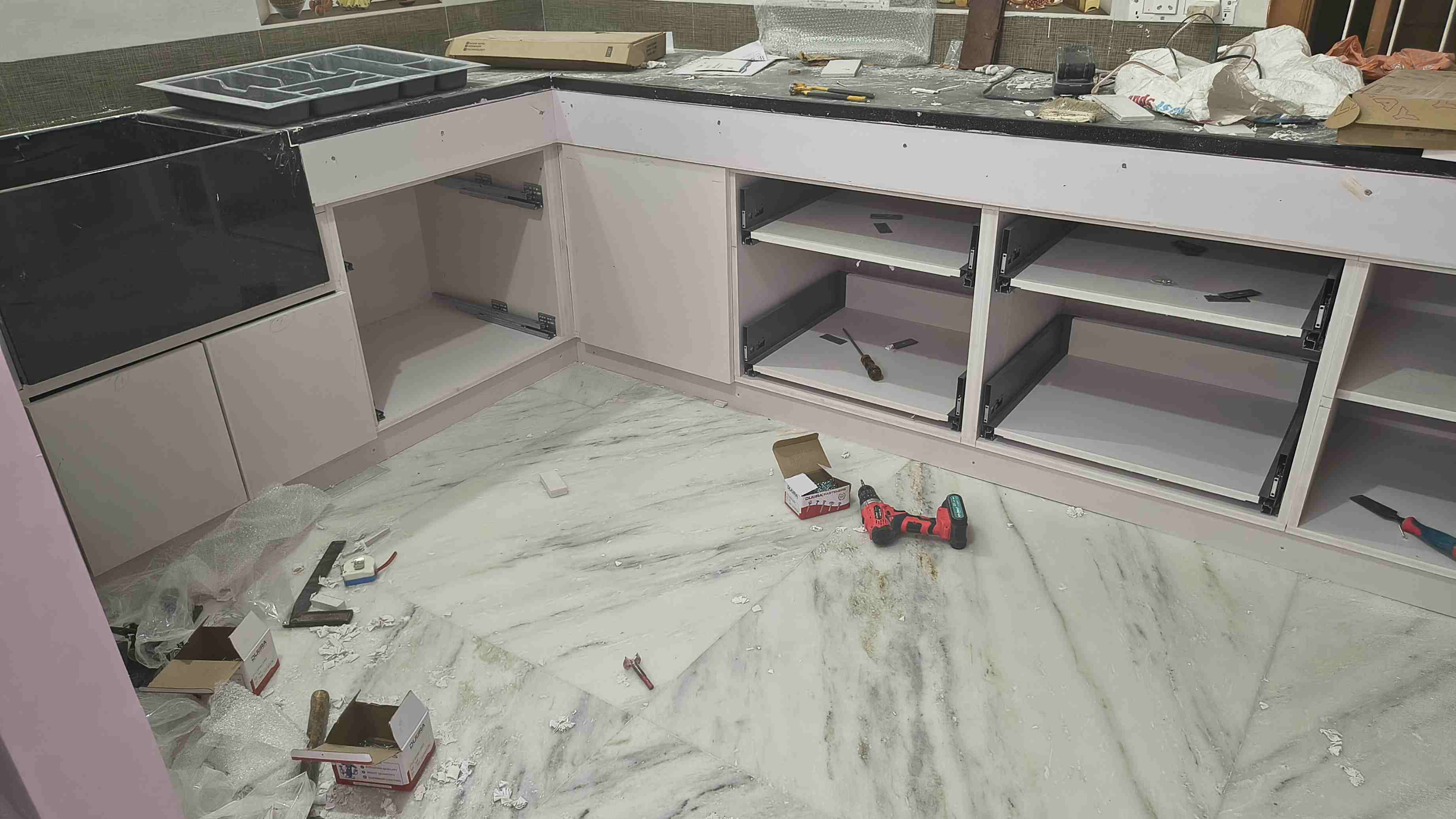 Onsite Installation · Box Fixing · Assembly